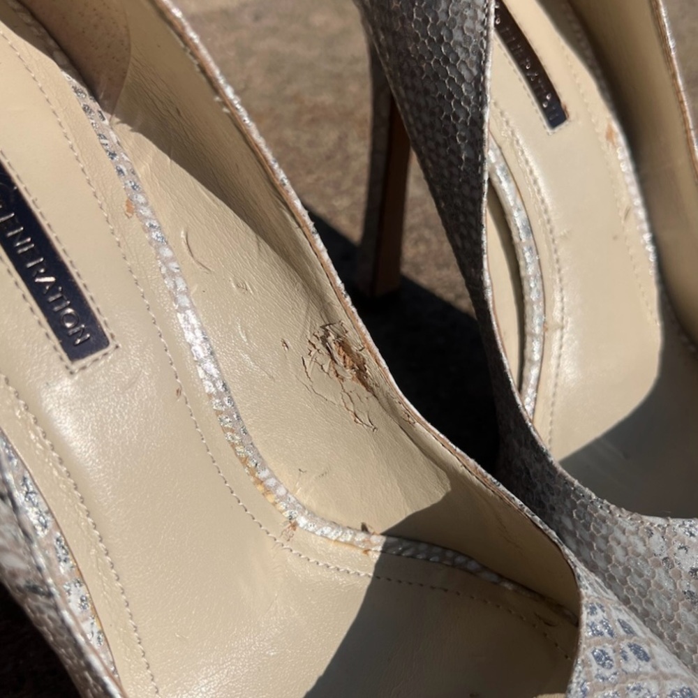 BCBGeneration Silver Metallic Snake Skin Stiletto Heels Barely Worn! - Picture 11 of 12